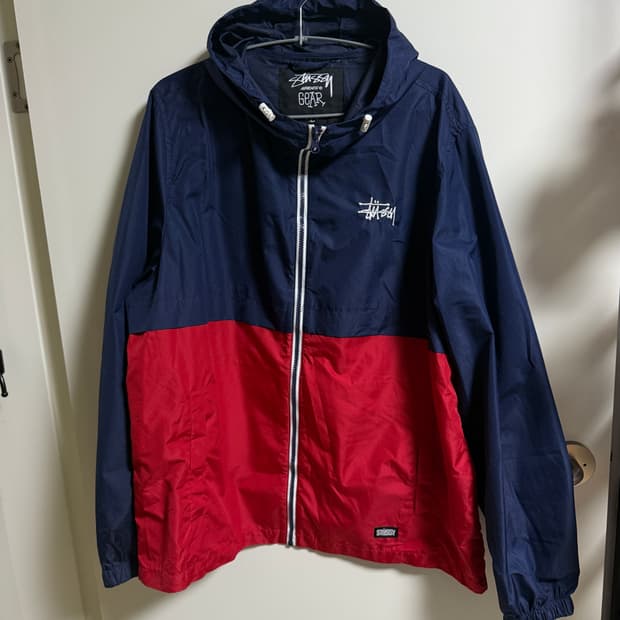 스투시 배색 바람막이 💙❤️