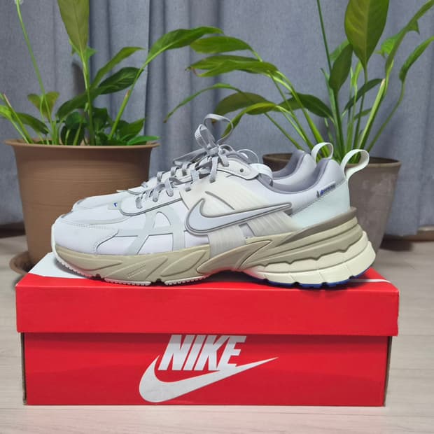 나이키 V2K 런 GTX 고어텍스 런닝화 275mm