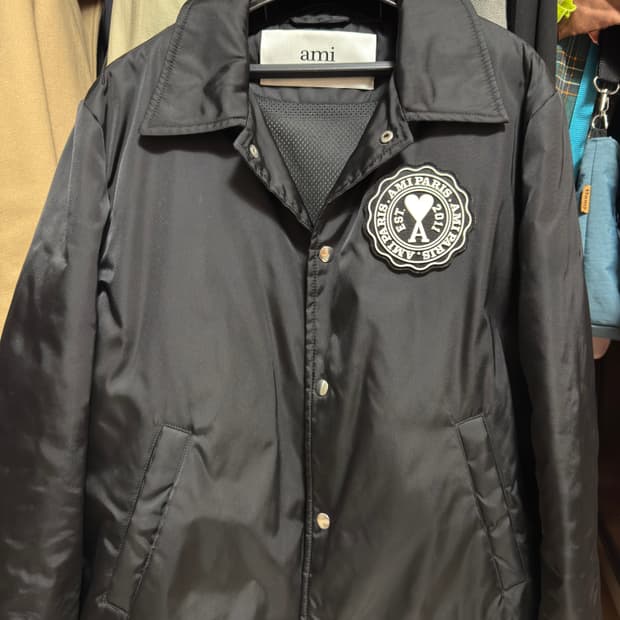 [정품] 아미 파리스 하트로고 프랑스 코치자켓