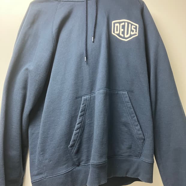 (M) 데우스 엑스마키나 서울 어드레스 네이비 후드티