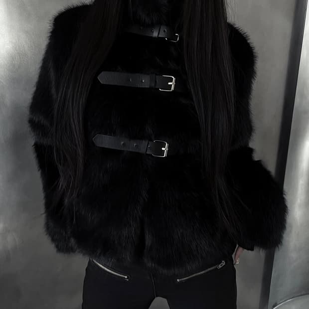 어반유니크 블랙 버클 퍼 자켓 새 상품