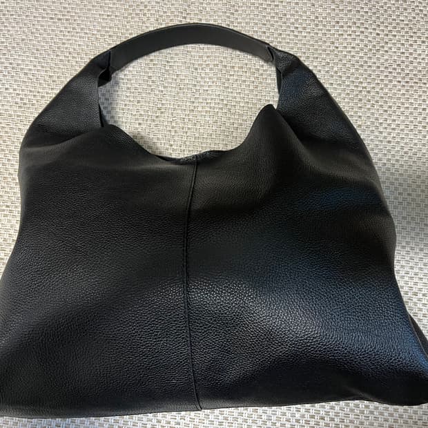 앤아더스토리즈 라지 레더 토트백