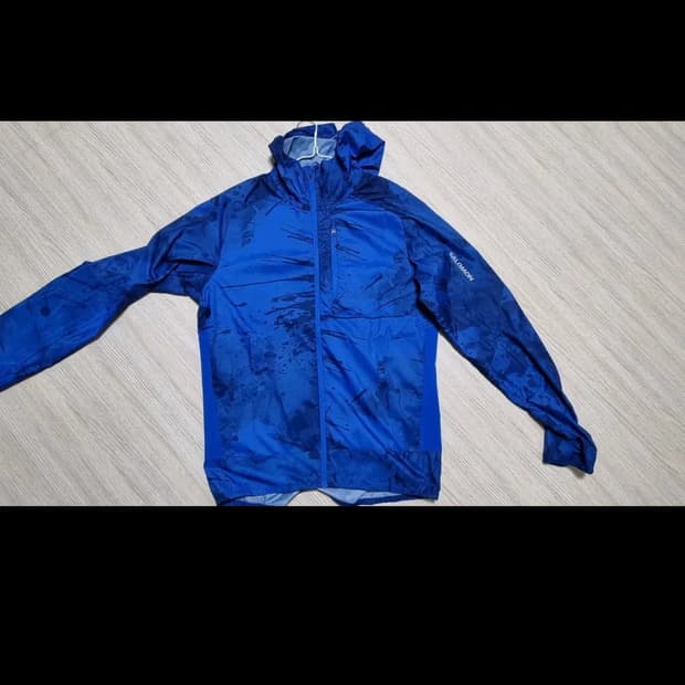 살로몬 경량 바람막이M