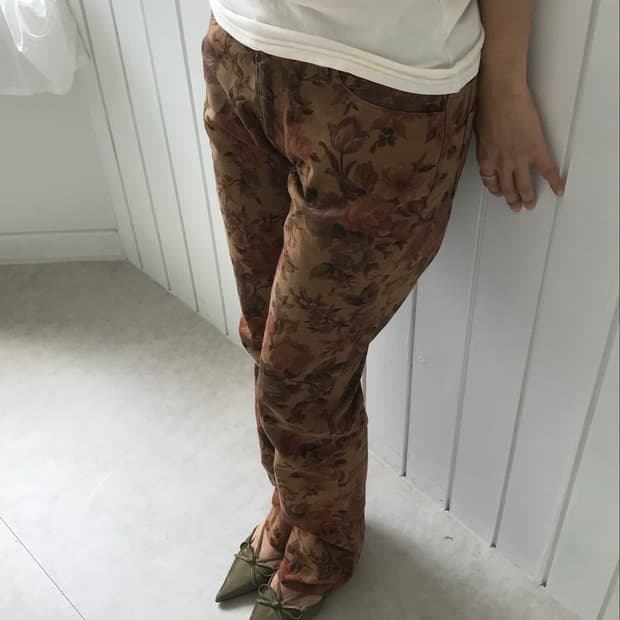 romantic flower denim pants