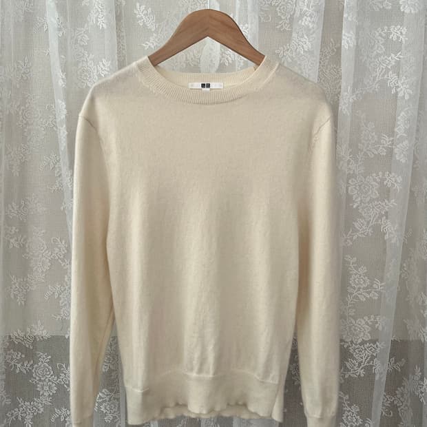 M) 유니클로 캐시미어 니트 아이보리