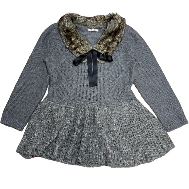 axes femme 그레이 리본 퍼 니트