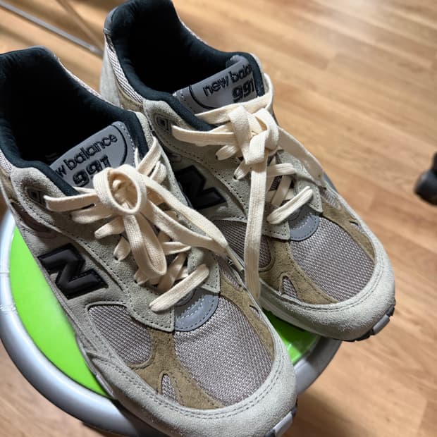 자운드x뉴발란스 991 그레이