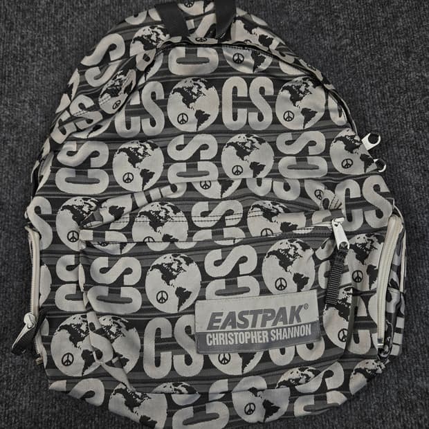 이스트팩 크리스토퍼 섀넌 백팩(급처)
