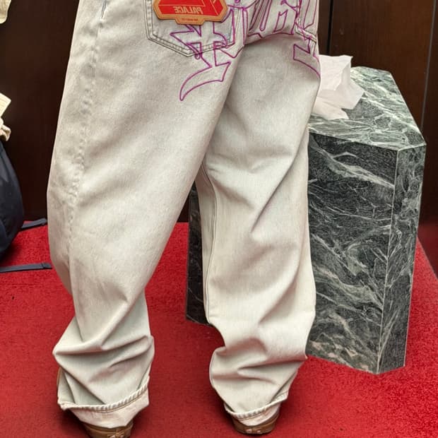 필라스 배기핏 청바지