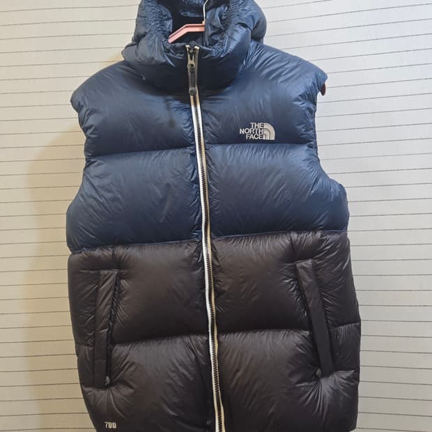 노스페이스 700 눕시 패딩 조끼 투톤