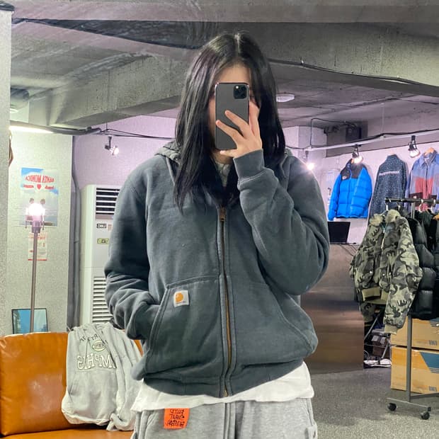 칼하트 로고 헤비웨이트 차콜 후드집업 B3604