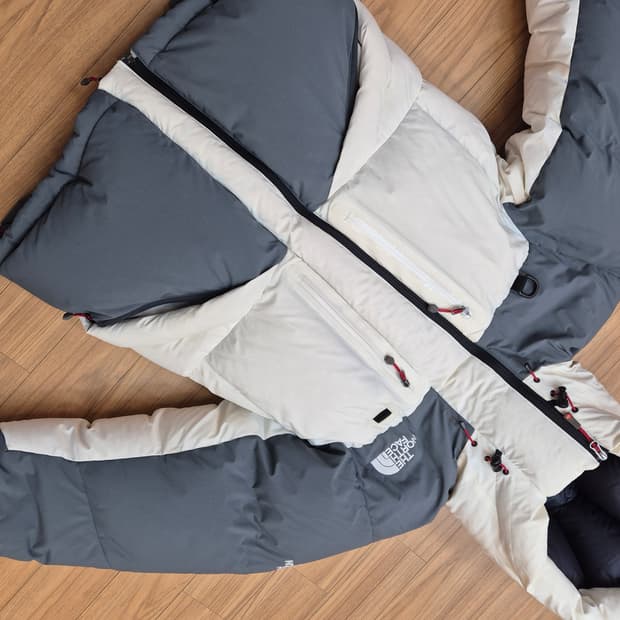 노스페이스 써미트 시리즈 패딩 95사이즈 판매합니다. 윈드스타퍼 기능이 