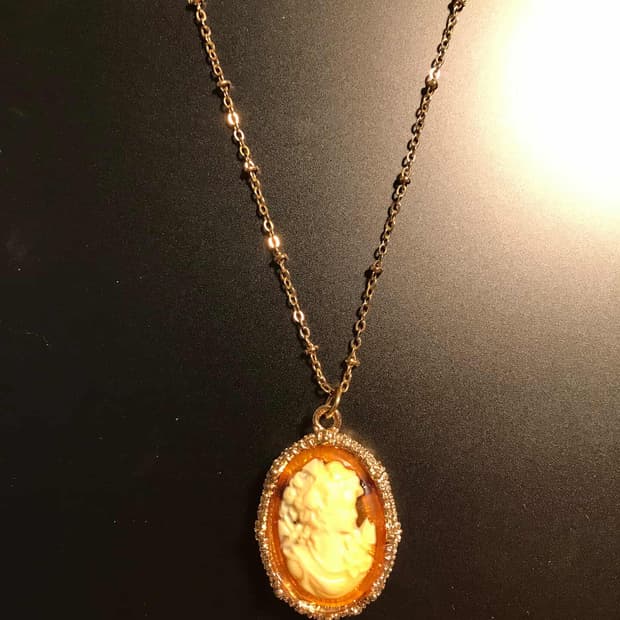 오렌지 카메오 neckless