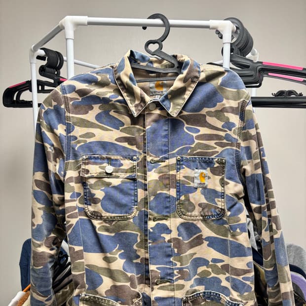 칼하트 카모 자켓
