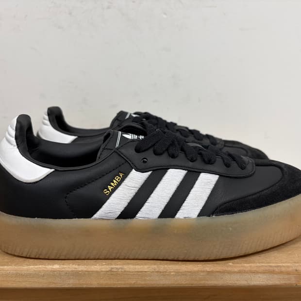 아디다스 삼바 스니커즈 240
