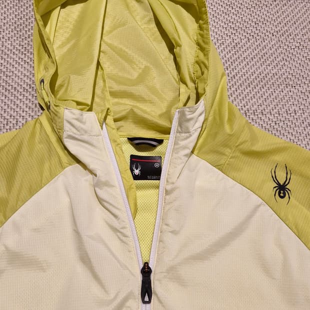 스파이더 시그니처 라이트 윈드자켓 M
