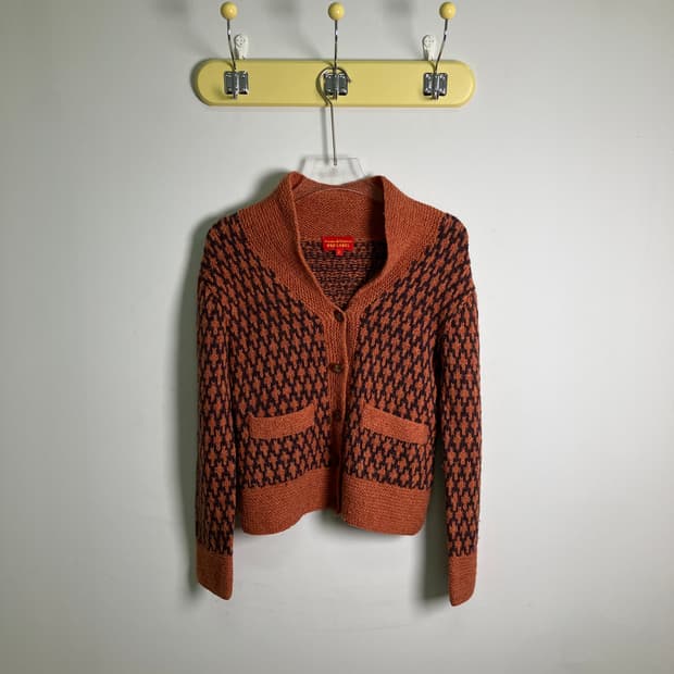 비비안 웨스트우드 레드라벨 ORB 로고 가디건 