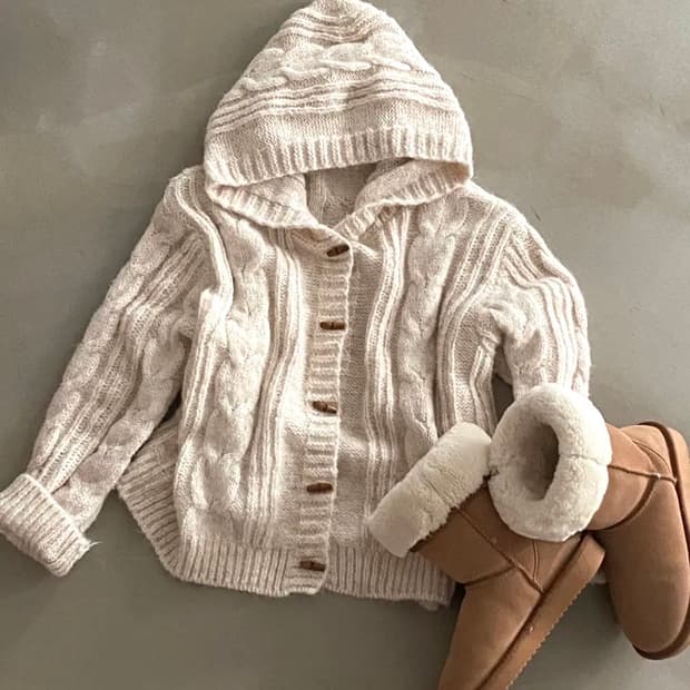 꽈배기 떡볶이 후드 니트