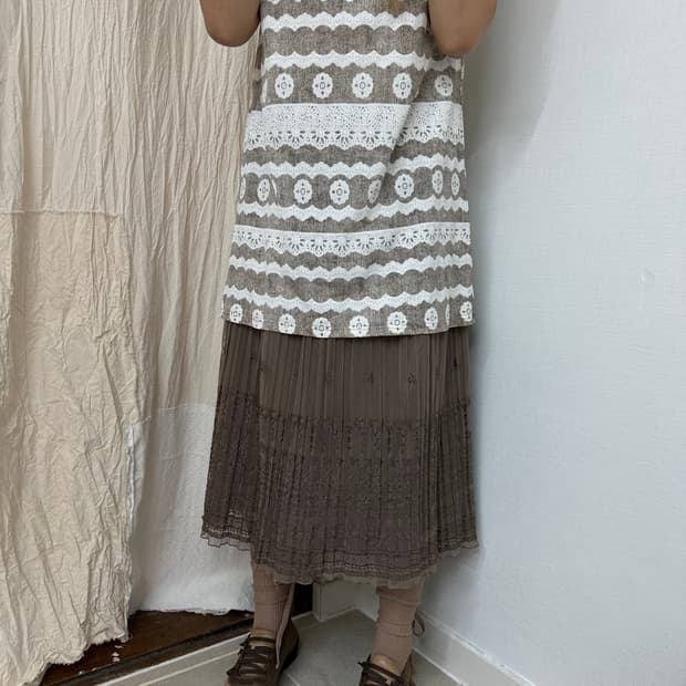calabaza lace sleeveless