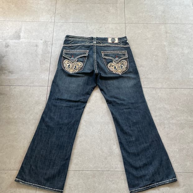 (Laguna Beach Jean) 라구나 비치진 부츠컷 워싱 데님