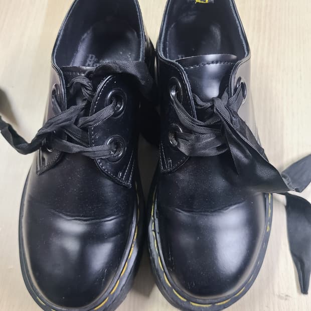 닥터마틴 블랙 여성 로퍼 245