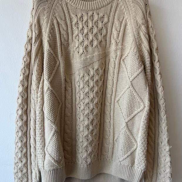 나이키 남여공용 아이보리 라운드 케이블니트
