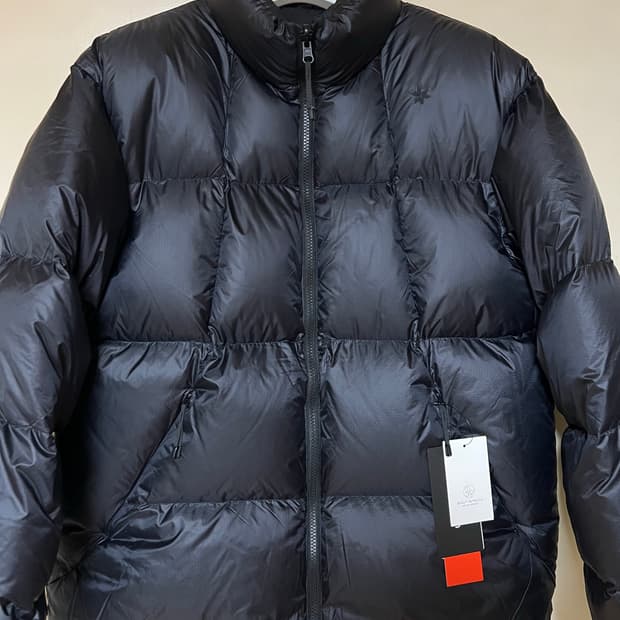 골드윈 뷰티앤유스 리버서블 다운 블랙 4 새제품