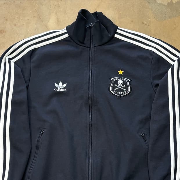 105 아디다스 올란도 파이레츠 FC 블랙 트랙탑