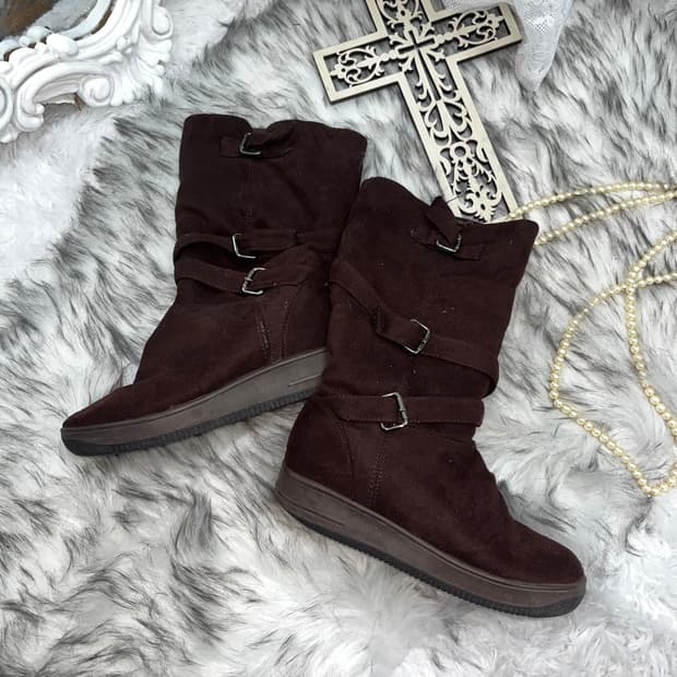 빈티지 벨트 포인트 부츠