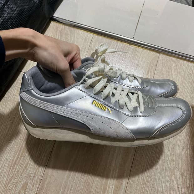 푸마 실버 스니커즈