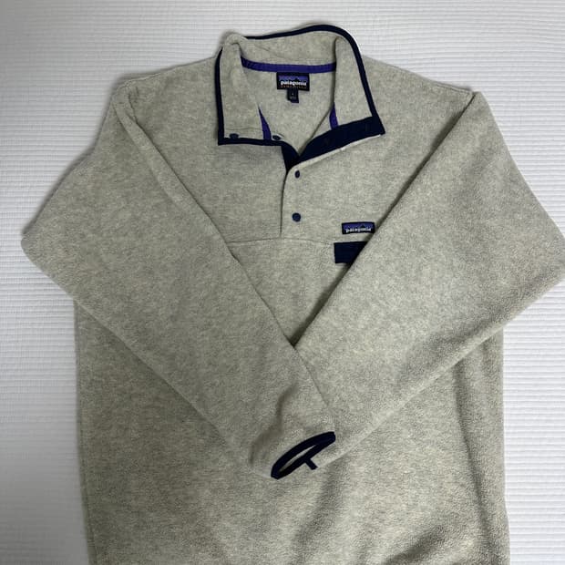 파타고니아 신칠라 L사이즈 판매합니다.