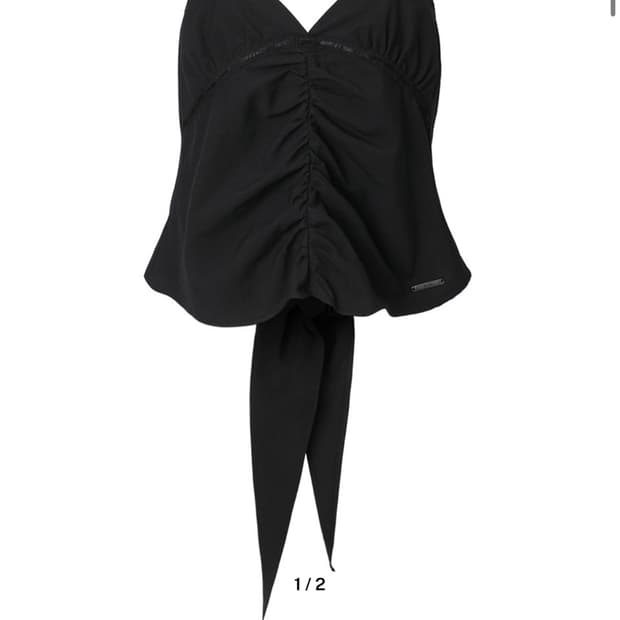 이네기 나시 Open Back Ladder Blouse