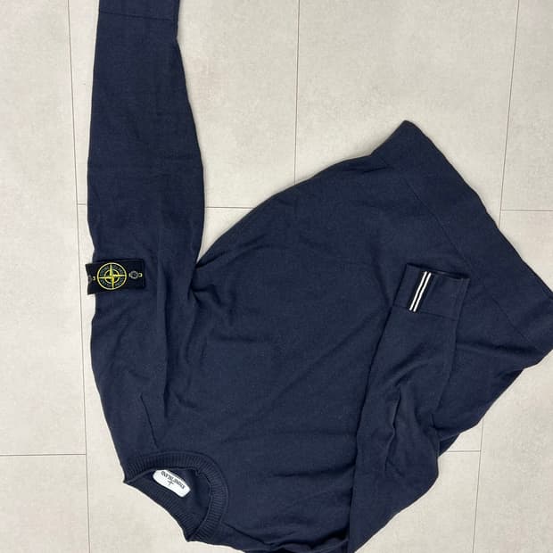 스톤아일랜드 니트