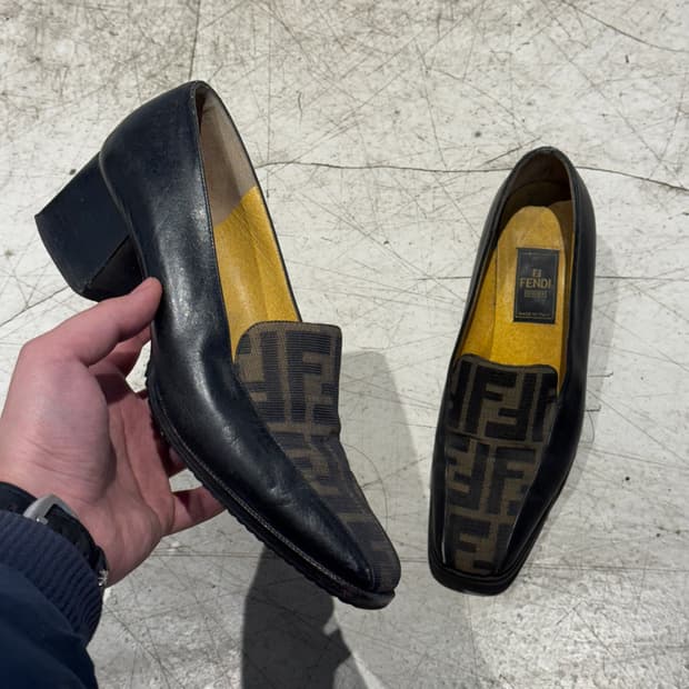 Fendi 펜디 주카 펌프스 로퍼 37.5 (245)