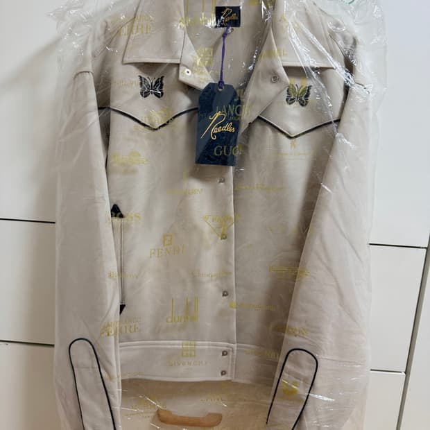 니들스 PE/PU 더블 클로스 파이핑 카우보이 자켓 베이지