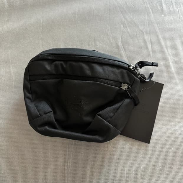 아크테릭스 맨티스1 올블랙