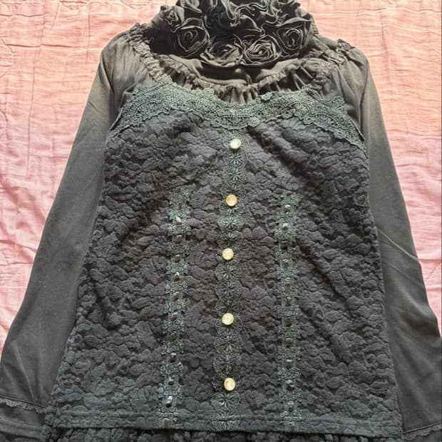 엑시즈팜 고딕 레이스 블랙 블라우스 오네갸루 로리타