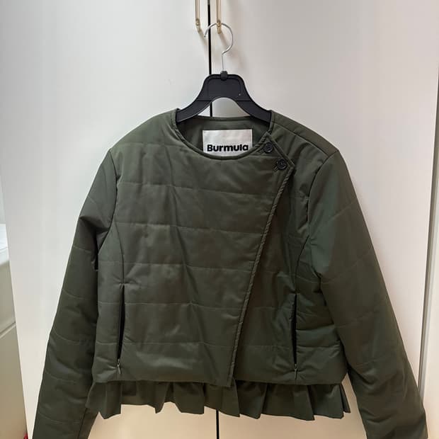 버뮬라 러플 패디드자켓 burmula rufflepadded jacket