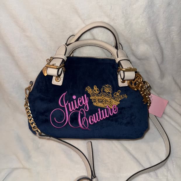 쥬시꾸뛰르 키시리즈 벨벳 크로스백 가방 베이비베어 갸루 베메클 크라운