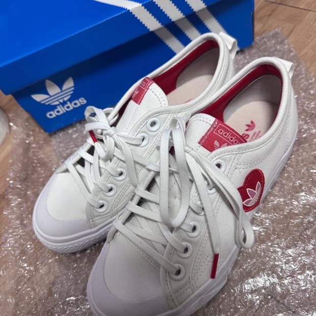 아디다스 니짜 트레포일