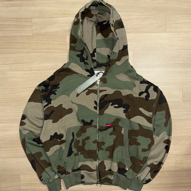 scuffers 카모 후드집업 팝니다.(Camo Zipper)