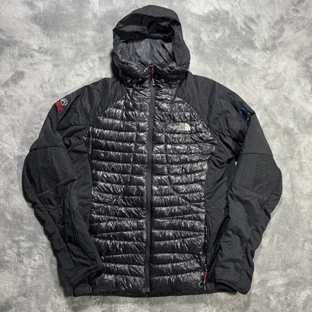 노스페이스 한정판 써밋시리즈 UIAA 유광 경량패딩