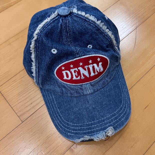 페이탈리즘 볼캡