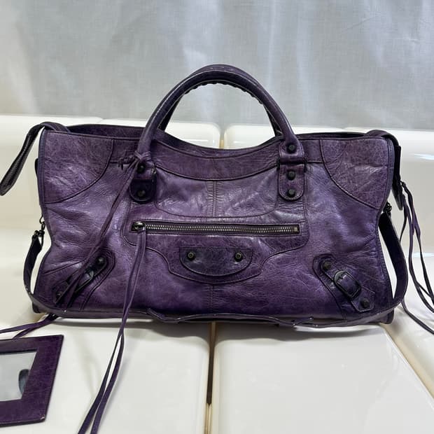 [A 정품] 발렌시아가 시티 모터백 파트타임 퍼플