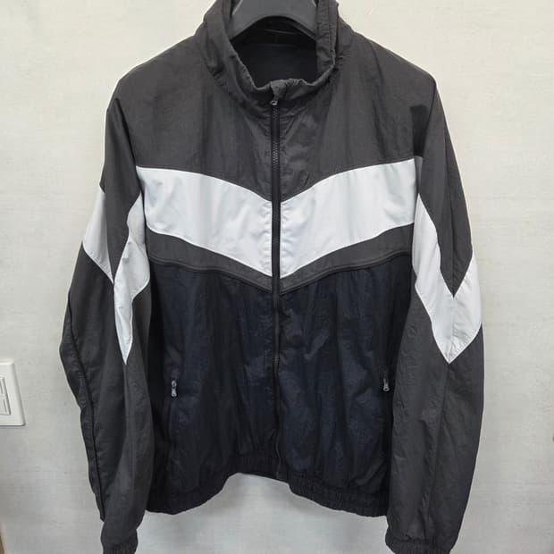  언더아머 레트로 우븐 바람막이 집업자켓 xxl