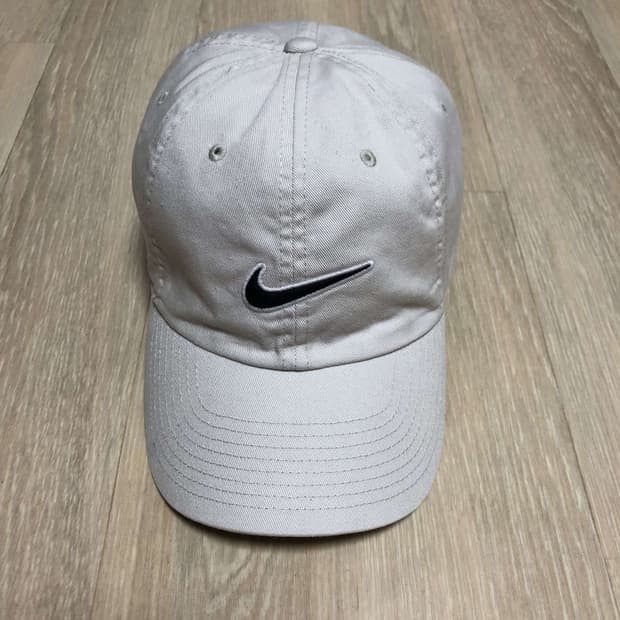 (ONE SIZE) 나이키 NIKE 헤리티지86 빅스우시 아이보리 볼캡