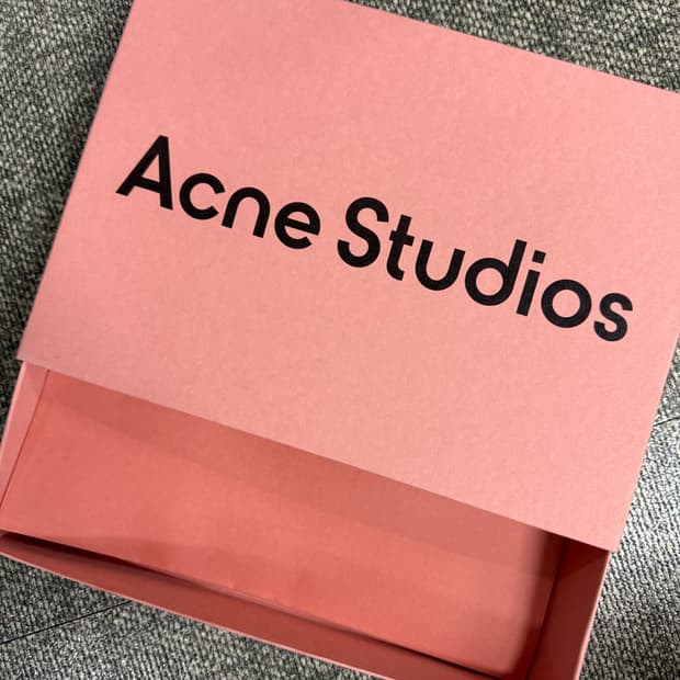 아크네 스튜디오 기프트 박스 패키지 스카프 머플러 니트 데님 쇼핑백