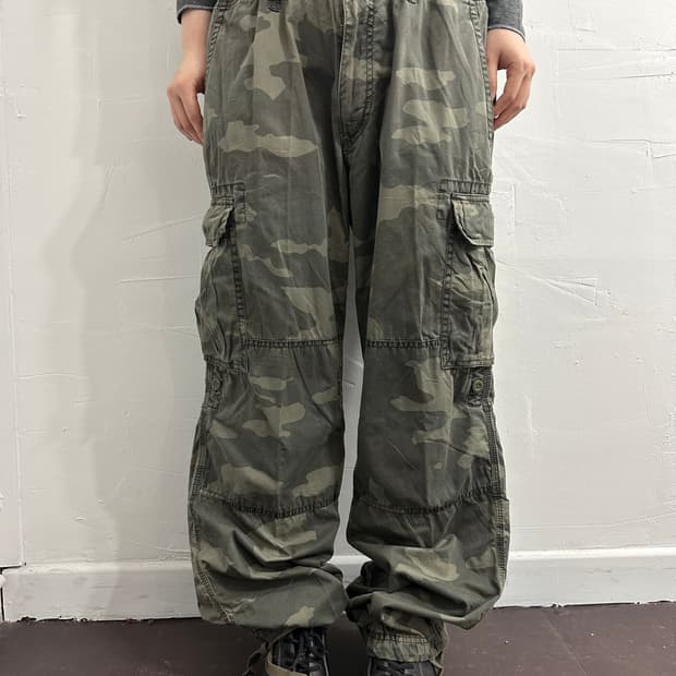 camo cargo pants