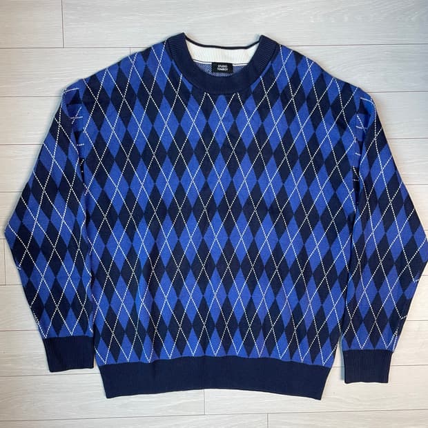 스튜디오 톰보이 아가일 니트 스웨터 블루