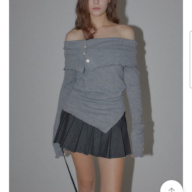 디어스토커 오프숄더 니트